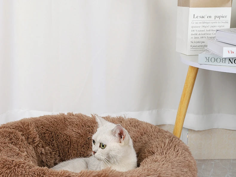 Plush pet nest - Animal Ally Co